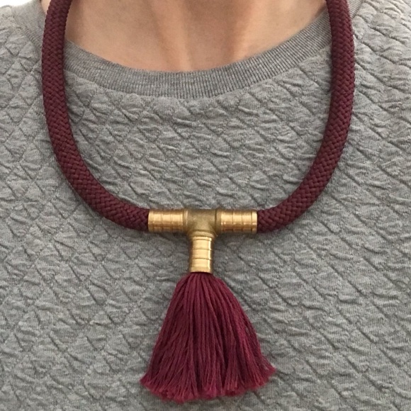 Burgundy rope necklace with brass piece and tassel - Picture 1 of 4